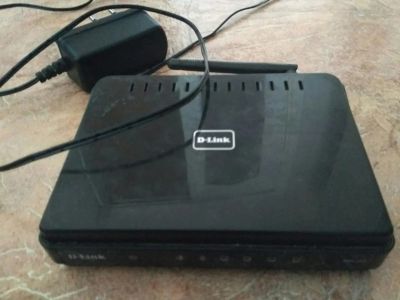 Лот: 8752338. Фото: 1. Роутер Dlink Dir 300. Маршрутизаторы (роутеры)
