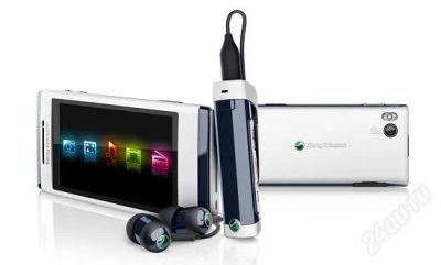 Лот: 1168107. Фото: 1. Sony ericsson Aino 8GB. Кнопочные мобильные телефоны
