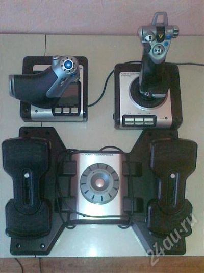 Лот: 702114. Фото: 1. Джойстик Saitek X52 Flight Control... Рули, джойстики