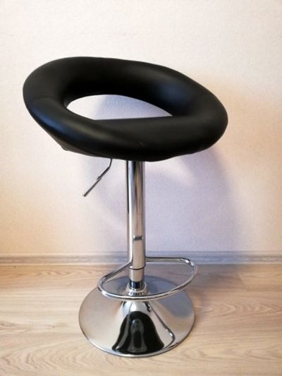 Лот: 15106079. Фото: 1. Барный стул / стул для визажиста. Другое (мебель для спальни)