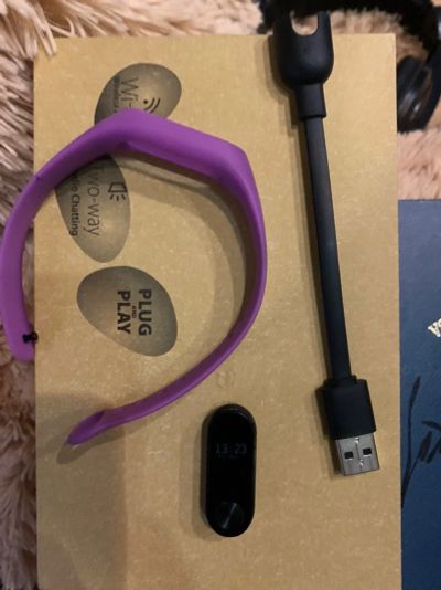 Лот: 15084187. Фото: 1. фитнесс браслет xiaomi mi band... Смарт-часы, фитнес-браслеты, аксессуары