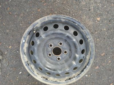 Лот: 10644820. Фото: 1. Штамповки 5*100 с колпаками toyota. Диски