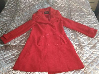 Лот: 8107947. Фото: 1. Пальто осеннее красное 48-50 р-р. Верхняя одежда