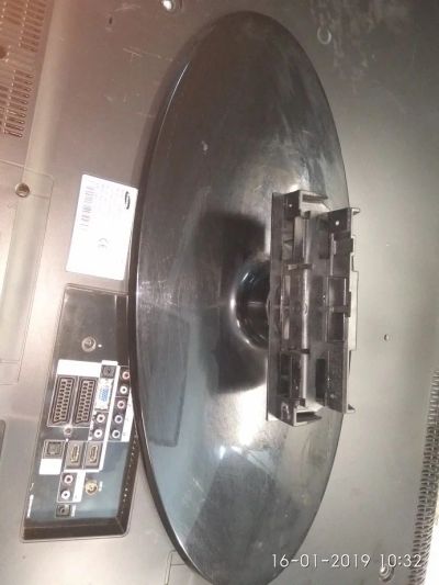 Лот: 13136363. Фото: 1. подставка tv Samsung LE46A558. Кронштейны, стойки, подставки