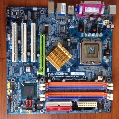 Лот: 15769317. Фото: 1. материнская плата Gigabit GA-8I865GM-775. Материнские платы