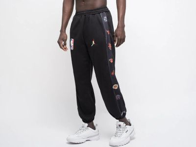 Лот: 18973560. Фото: 1. Брюки спортивные Nike Air Jordan... Брюки, джинсы, шорты