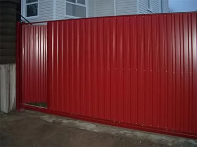 Лот: 11287325. Фото: 1. Ворота откатные с калиткой 2. Ворота, заборы, шлагбаумы
