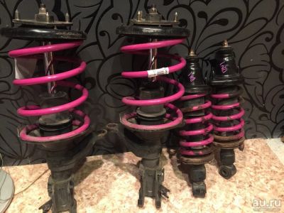 Лот: 13250411. Фото: 1. стойки Honda stream rn1. Ходовая, подвеска, рулевое управление