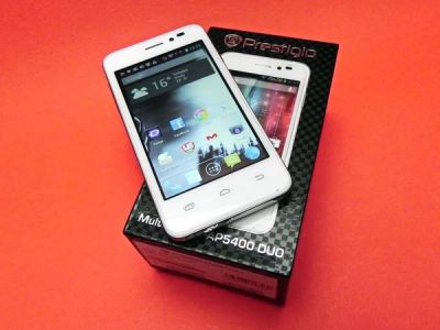 Лот: 7433954. Фото: 1. Четырех ядерный Prestigio MultiPhone... Смартфоны
