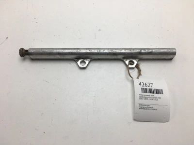 Лот: 20390645. Фото: 1. Рейка топливная Toyota Camry 1988... Топливная система