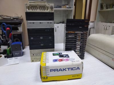 Лот: 22199990. Фото: 1. Приводы от ноутбуков и пк + цифровой... Приводы CD, DVD, BR, FDD