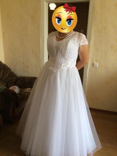 Лот: 10147188. Фото: 1. Свадебное платье 50-54 размер. Свадебные платья