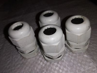 Лот: 14011604. Фото: 1. сальник pg11 ip54 d отверстия... Электроустановочные изделия