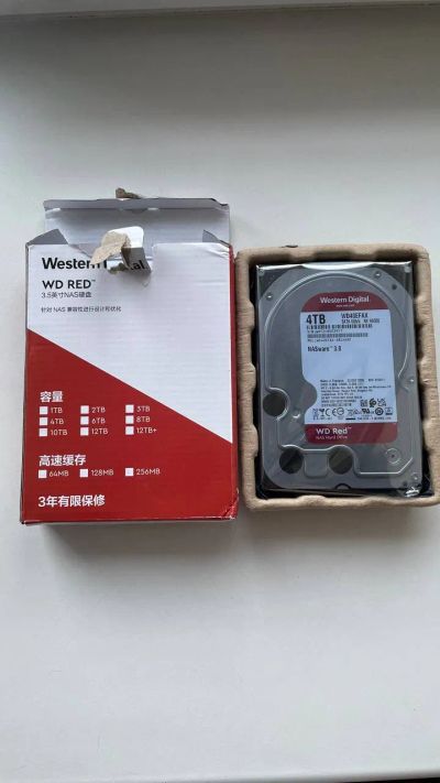 Лот: 19585187. Фото: 1. western digital 4tb. Жёсткие диски (HDD)