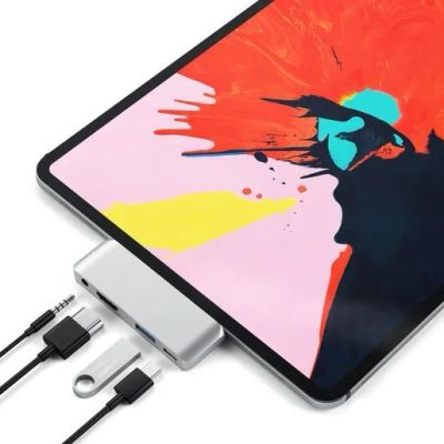 Лот: 21439127. Фото: 1. USB-хаб Satechi USB-C Mobile Pro... USB хабы