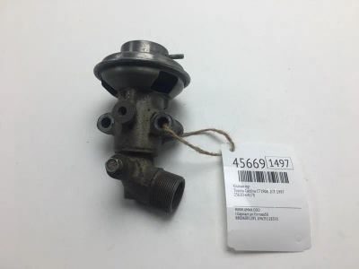 Лот: 20392090. Фото: 1. Клапан EGR Toyota Caldina 1997... Двигатель и элементы двигателя