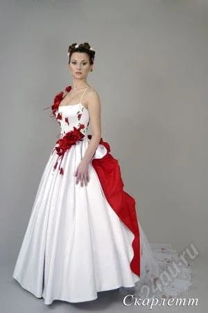 Лот: 1247402. Фото: 1. красное свадебное платье. Другое (свадебная мода)