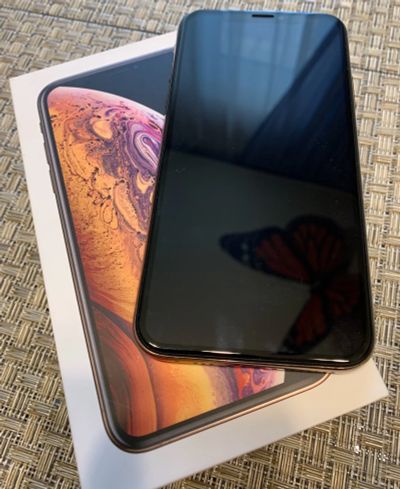 Лот: 17353270. Фото: 1. Apple IPhone XS Gold 64Gb. Смартфоны