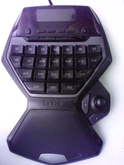 Лот: 5142120. Фото: 1. Logitech G13 Advanced Gameboard... Клавиатуры и мыши