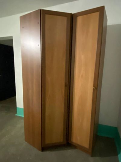 Лот: 21645622. Фото: 1. Шкаф угловой, большой. Шкафы, шкафы-купе