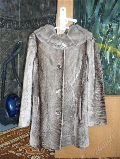 Лот: 1063991. Фото: 1. Шуба. Верхняя одежда