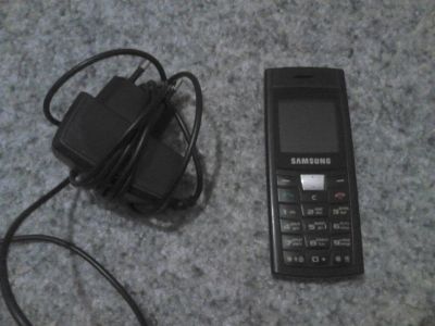 Лот: 4239768. Фото: 1. Сотовый телефон Samsung Sgh c-170. Кнопочные мобильные телефоны