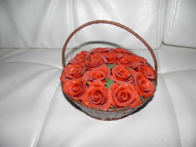 Лот: 5045552. Фото: 1. сувенир, корзиночка с розами. Сувенирные мелочи