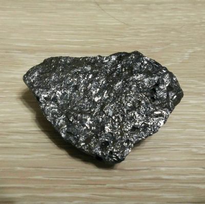 Лот: 19471949. Фото: 1. Камень минерал антрацит. Минералы и окаменелости