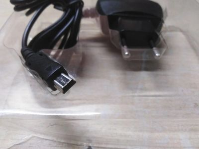 Лот: 17309213. Фото: 1. Сетевое зарядное устройство USB. Зарядные устройства, блоки питания, адаптеры сетевые для смартфонов