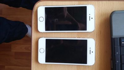 Лот: 6808930. Фото: 1. Продам два Iphone 5s Золотые. Смартфоны