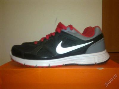 Лот: 1716997. Фото: 1. Nike Revolution продам срочно!. Кеды, кроссовки, слипоны