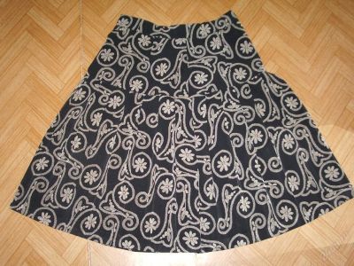 Лот: 84956. Фото: 1. Симпатичная юбочка, размер 42-44. Юбки