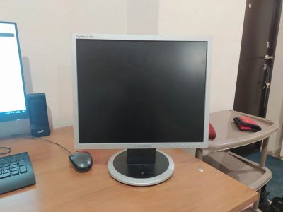 Лот: 20004117. Фото: 1. Монитор Samsung SyncMaster 740n... ЖК-мониторы