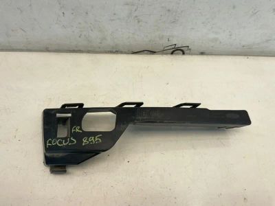 Лот: 23246426. Фото: 1. крепление бампера Ford Focus CB4. Двигатель и элементы двигателя