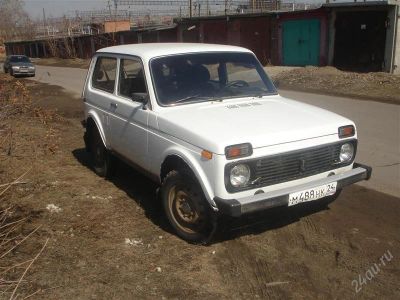 Лот: 2715095. Фото: 1. Продам Нива 21214 (10 лет) Один... Автомобили