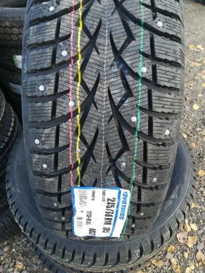 Лот: 14757949. Фото: 1. 245 60r18 TOYO Япония!!! Зимние... Шины