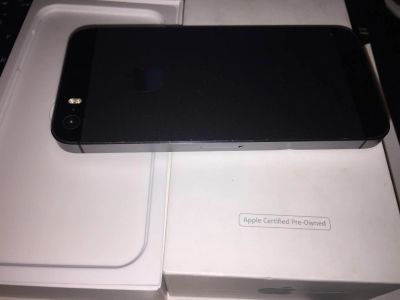 Лот: 6781349. Фото: 1. iphone 5s 16gb серый. Смартфоны