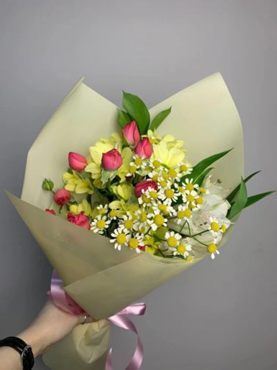 Лот: 25515744. Фото: 1. 4. Букет- комплимент. Свежие цветы
