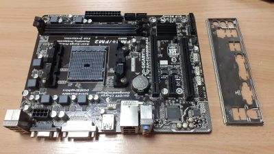 Лот: 24674056. Фото: 1. Материнская плата FM2, FM2+ Gigabyte... Материнские платы