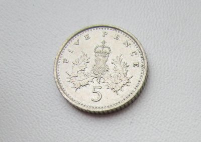 Лот: 5856487. Фото: 1. Великобритания 5 пенсов 1994. Великобритания и острова