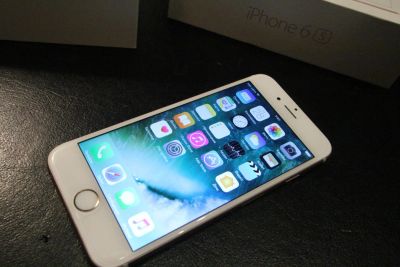 Лот: 8717172. Фото: 1. IPhone 6s 128Gb Rose Gold. Смартфоны