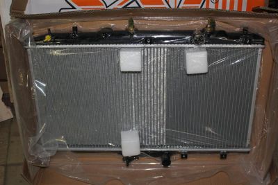 Лот: 3266355. Фото: 1. Радиатор Toyota Corolla (в Железногорске... Двигатель и элементы двигателя
