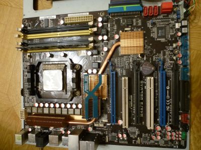 Лот: 16958598. Фото: 1. Asus M4A79 Deluxe с процессором... Материнские платы