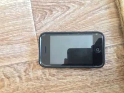 Лот: 3765759. Фото: 1. IPhone 3GS 32g возможен обмен. Смартфоны