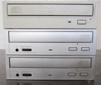 Лот: 2682514. Фото: 1. Неисправные CD (2шт) и DVD (1шт... Приводы CD, DVD, BR, FDD