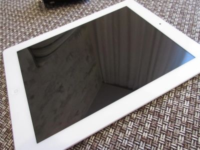 Лот: 4772059. Фото: 1. Apple Ipad 4. 3G, 4G... LTE. Бесплатная... Планшеты