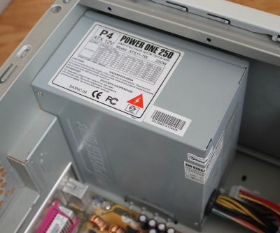 Лот: 12486436. Фото: 1. Блок питания ATX Power One 250W. Корпуса, блоки питания