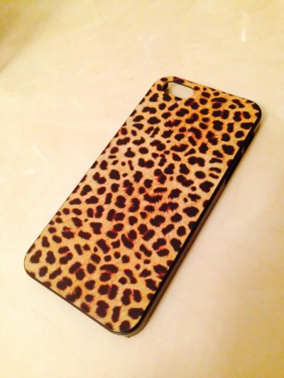 Лот: 4693474. Фото: 1. Чехол для iPhone 5/5S пластиковый... Чехлы, бамперы