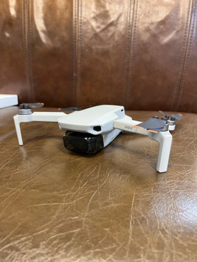 Лот: 20392500. Фото: 1. Квадрокоптер DJI mini se fly more... Квадрокоптеры