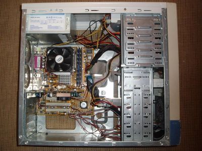 Лот: 3521936. Фото: 1. Системный блок Intel P4 2400 MHz. Компьютеры в сборе